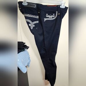 Woman cropped jeans